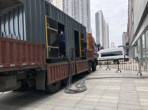 东营低温环境下，柴油发电机组电池充满电的具体时间受哪些因素影响？